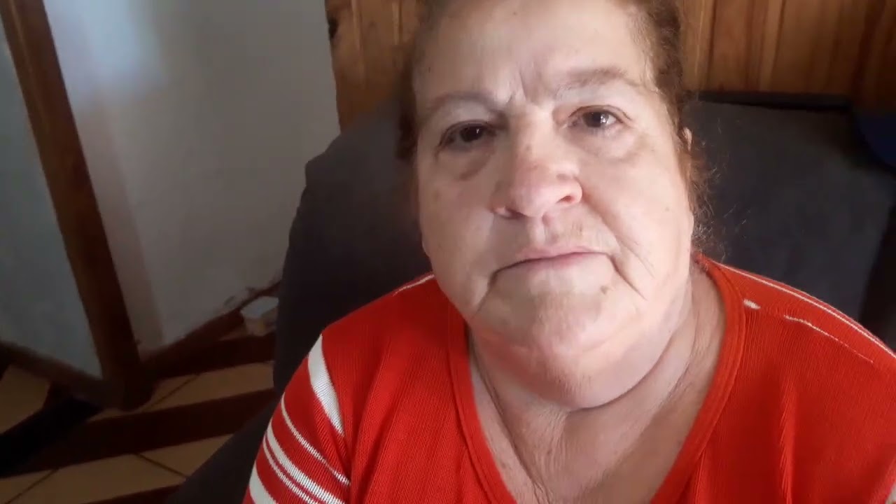 Muita tristeza com a destruição que aconteceu no Paraná e ralando açafrão 