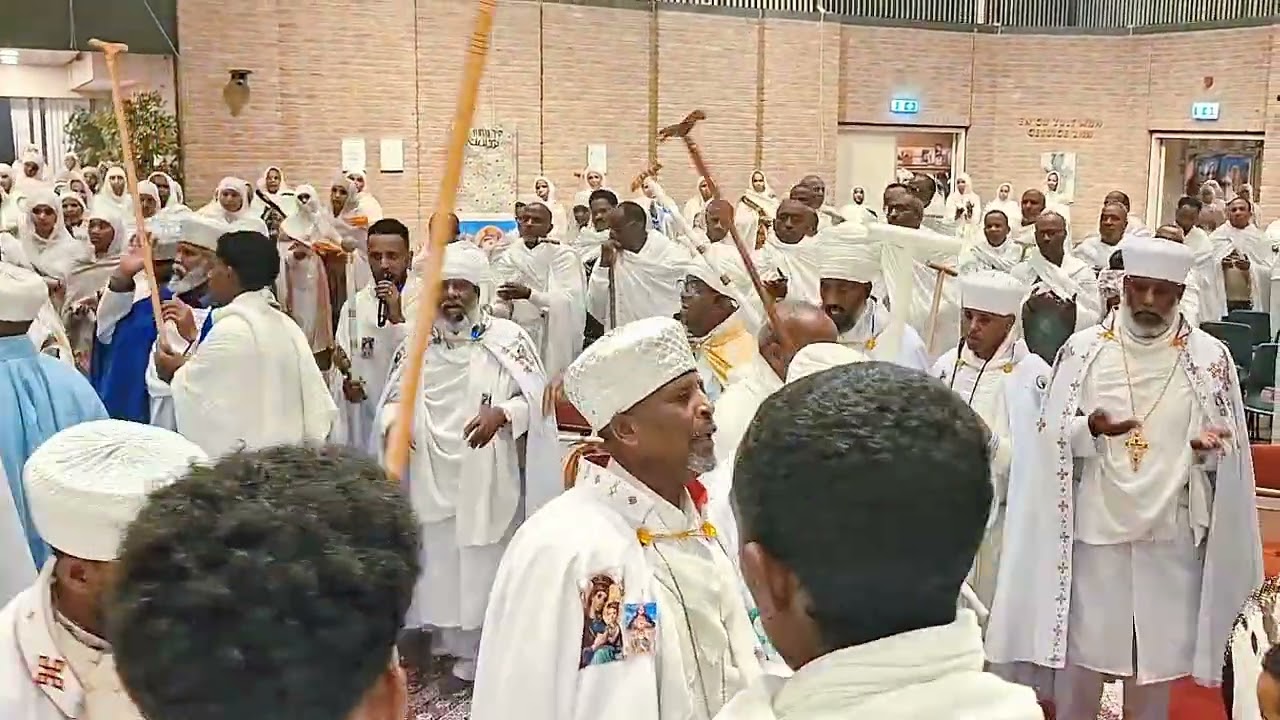 ወረብወከሢቶ ረከበ ወከሢቶ ረከበ ኃበ ይብል እዜንዎሙለነዳያን ፈነወኒ/፪/ወእስብከ ሎሙ ግዕዛነ ለጺውዋን ወእሰምዮለእንድርያስ ኅሩየ/፪/