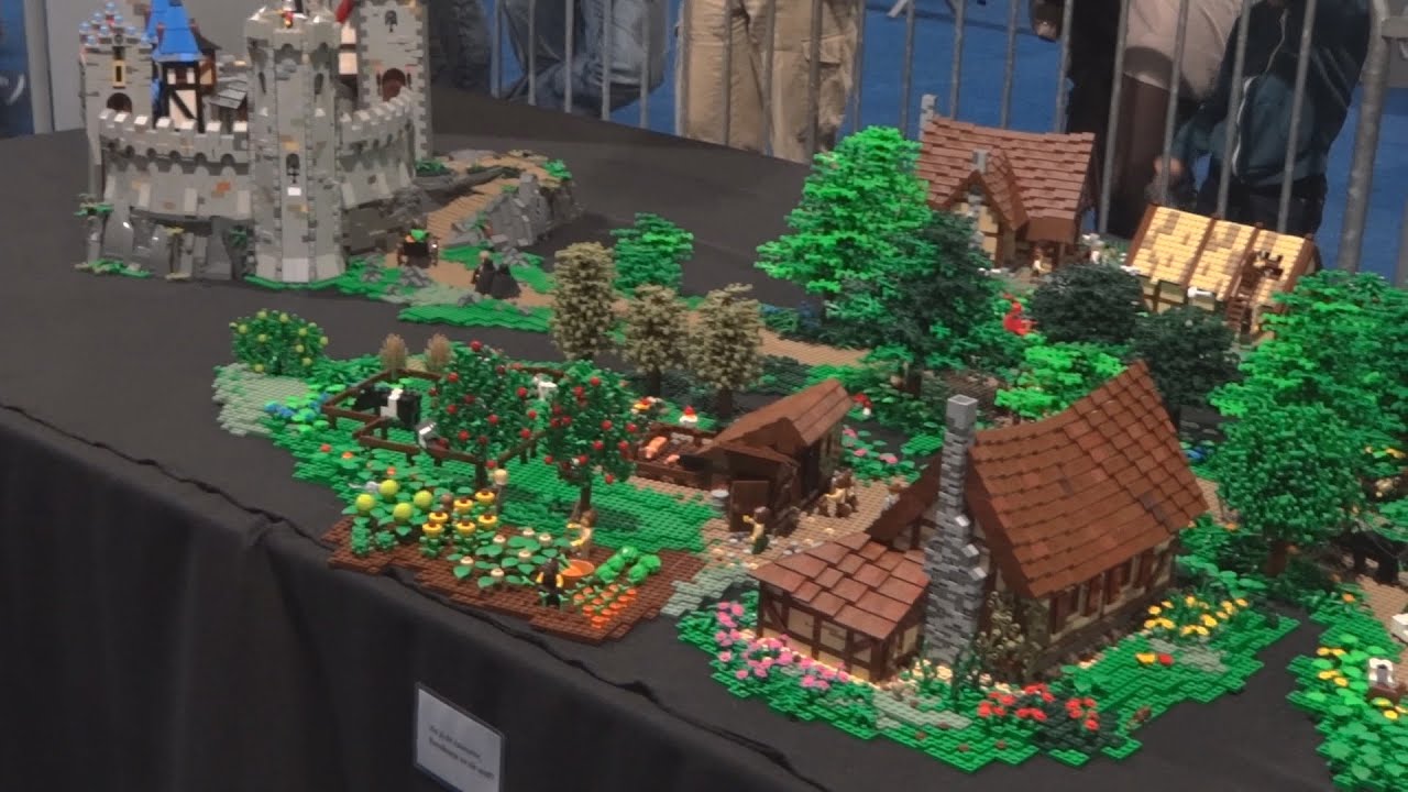Bird Flight, Lego Medieval Castle Layout, Lowlug Legoworld 2013