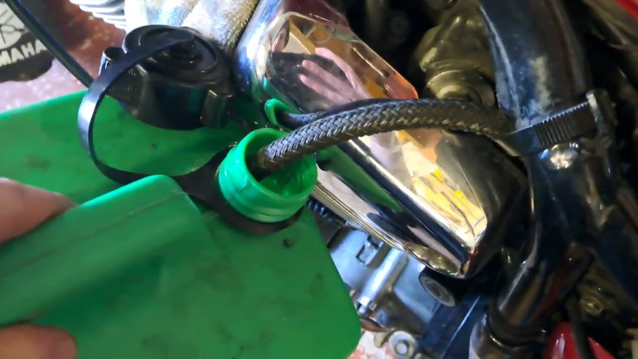 Draining both fuel tanks on Yamaha Virago xv535