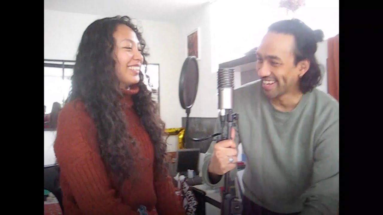 Ari Nao, Annia - Laisse pas a moin la (Lyrics Video)