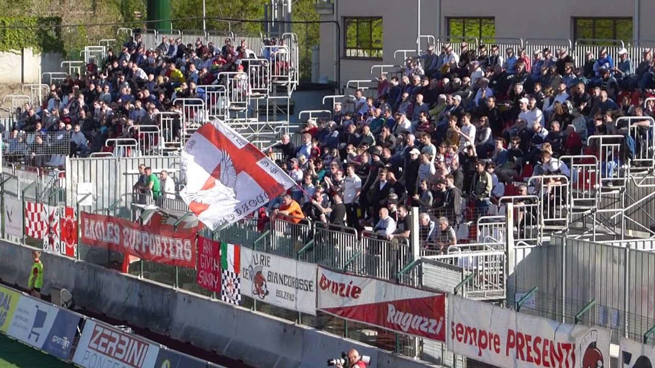 FC Südtirol - Renate 0-1: Tifo Eagles Supporters & Ultras Centurie