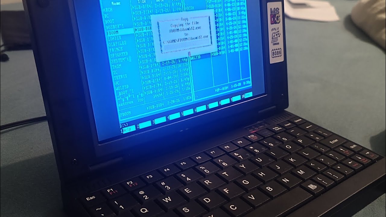 Смотрим Pocket8086 (типо обзор итд.)
