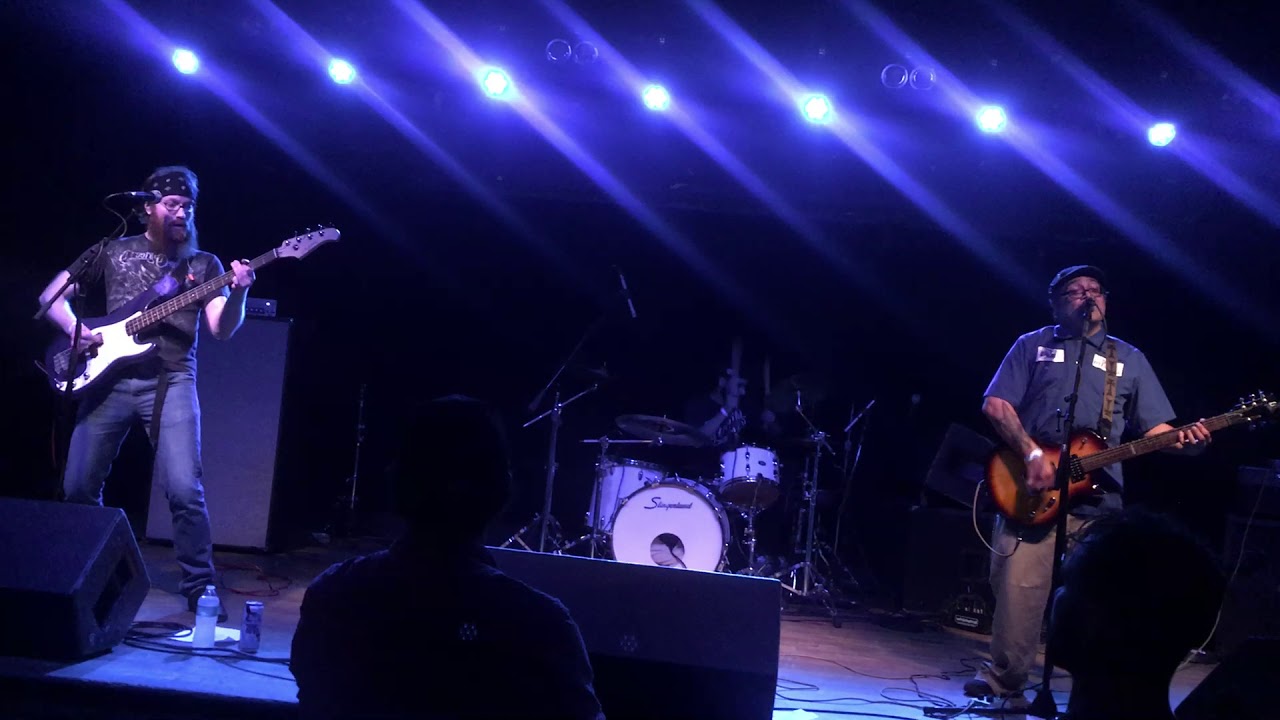 Eddy and the Arsons- Don't Call Me Stupid Live @ Bottom Lounge