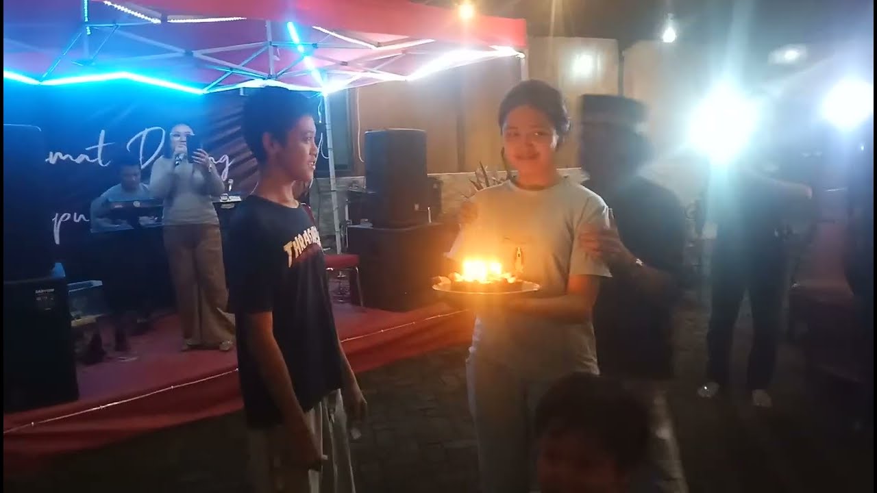 suprise ultah anak bang mandra#dapurngacir #serunyakuliner #restoviral #ayahdanayu #dapur