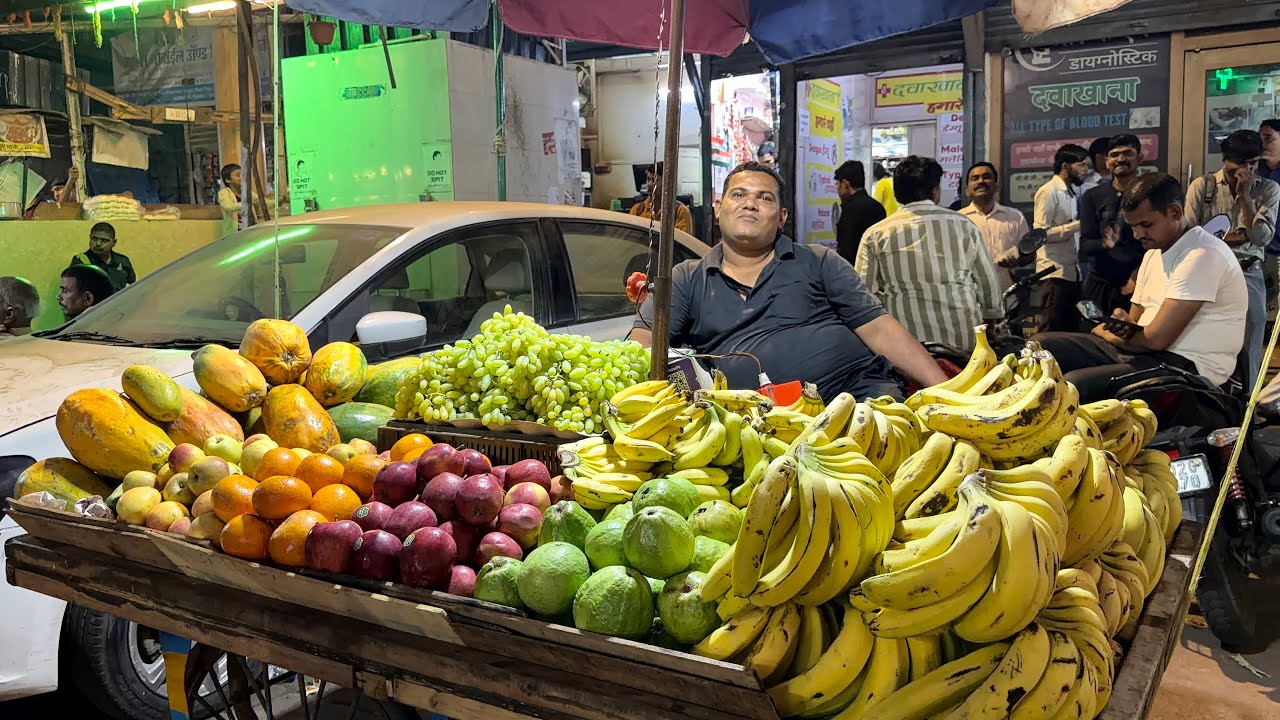 Suburban Mumbai Street side Market