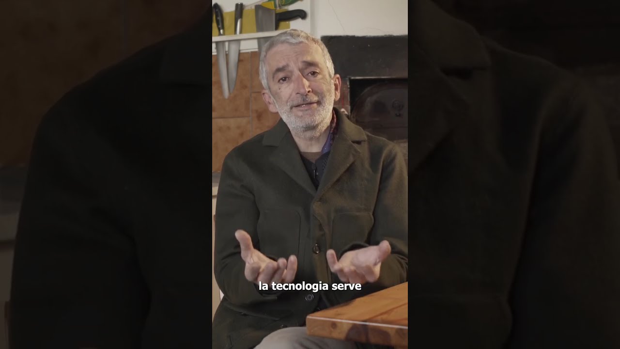 Luigi Tecce: l&rsquo;uomo, la terra e l&rsquo;inconscio nel viaggio del Diavolo Pazzo.