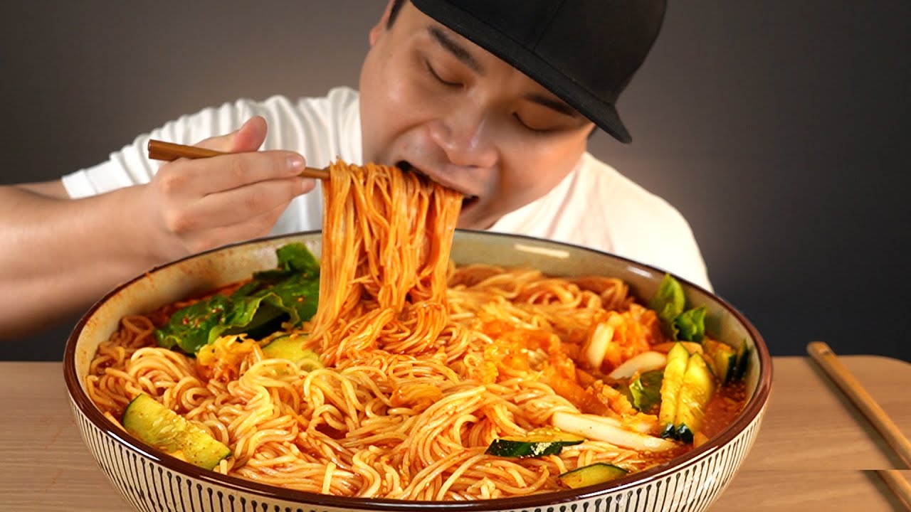 매운비빔국수 한그릇 먹방~!! 리얼사운드 ASMR social eating Mukbang(Eating Show)
