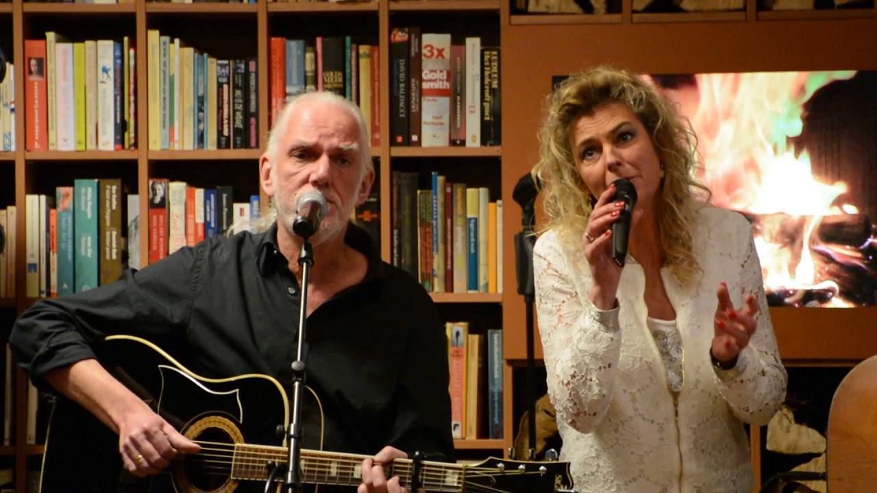 Dick v. Altena met Carmen Steneker - Something's right