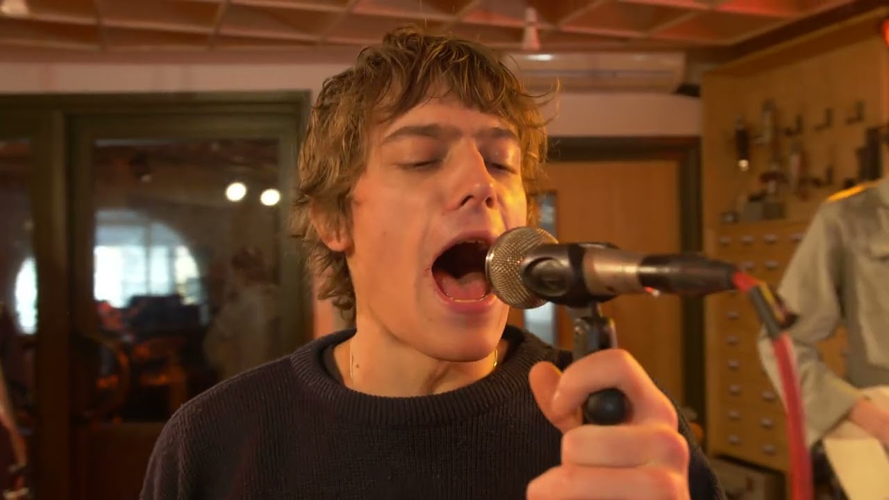 DEADLETTER 'Binge' Selector Radio Session