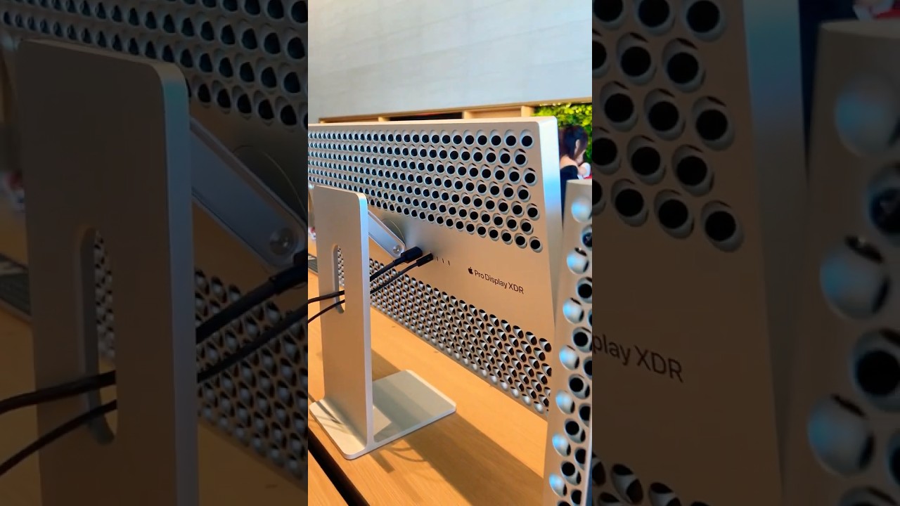 Apple. Mac Pro + Pro Display XDR  #apple #applestore #macpro #xdrive #xdr #siberiatraveldubai