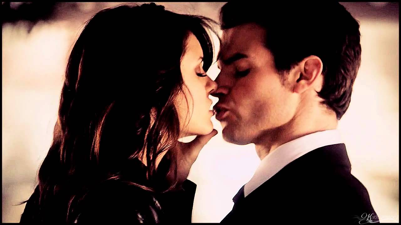 ►Elijah & Katherine | Hurricane { 4x18 }