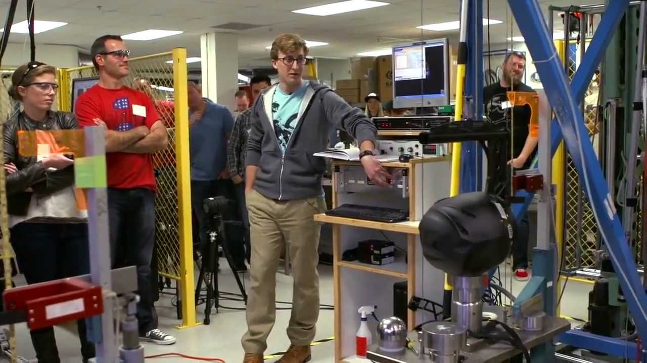 Bell Moto 9 Helmet Crash Test at BikeBandit.com