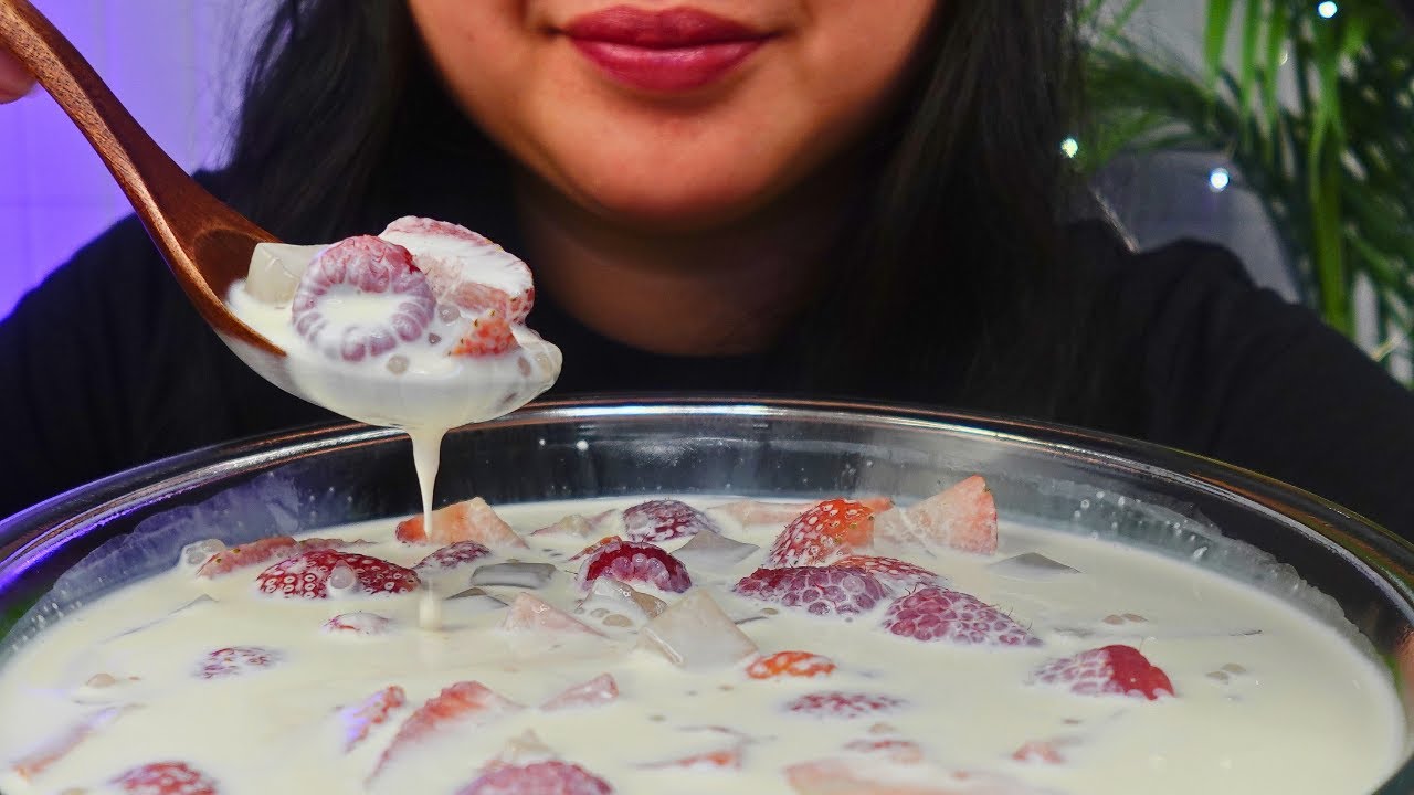 ASMR | STRAWBERRIES AND RASPBERRIES SAGO IN SWEET COCONUT MILK | Eating sounds No taking