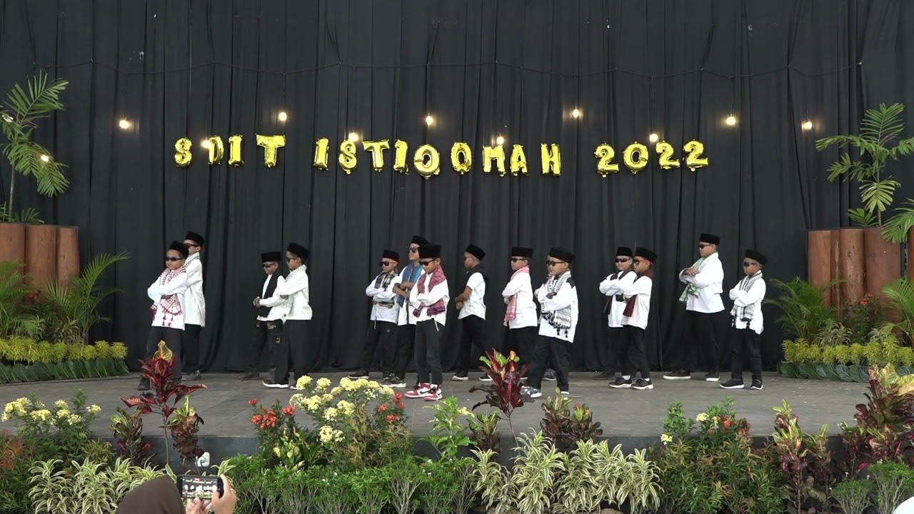 Akhirussanah 2022: Gerak dan Lagu 'Dzikir Zakat' oleh kelas 3 Putra
