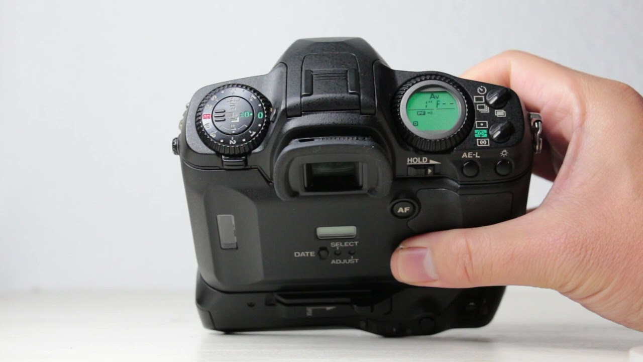 Pentax MZ-S BG-10 Raw Demonstration
