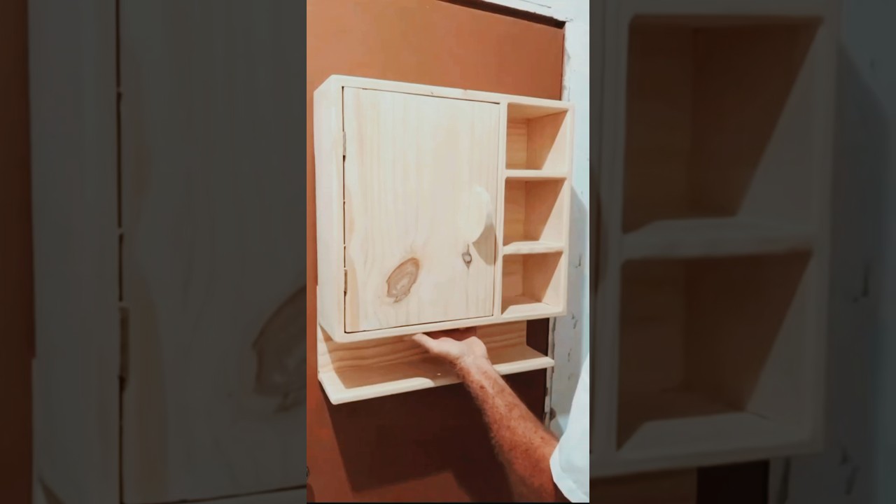 Fa&ccedil;a um arm&aacute;rio em Pinus por 50,00. Que id&eacute;ia legal ! #shorts #marcenaria #woodworking #diy #casa