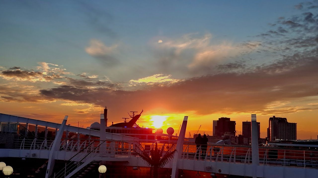 Winter escape - Cruise to Genoa, Naples, Palermo and Palma