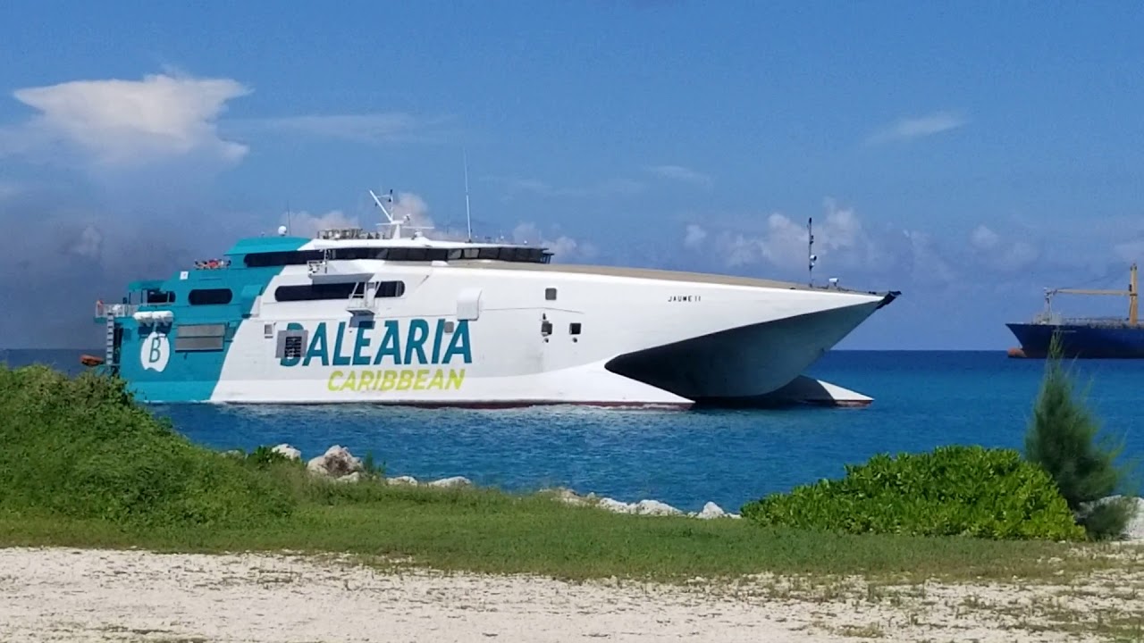 BALEARIA CARIBBEAN, ПРИЧАЛИВАЕТСЯ В ФРИПОРТ ГРАНД-БАГАМА, БАГАМСКИЕ ОСТРОВА.
