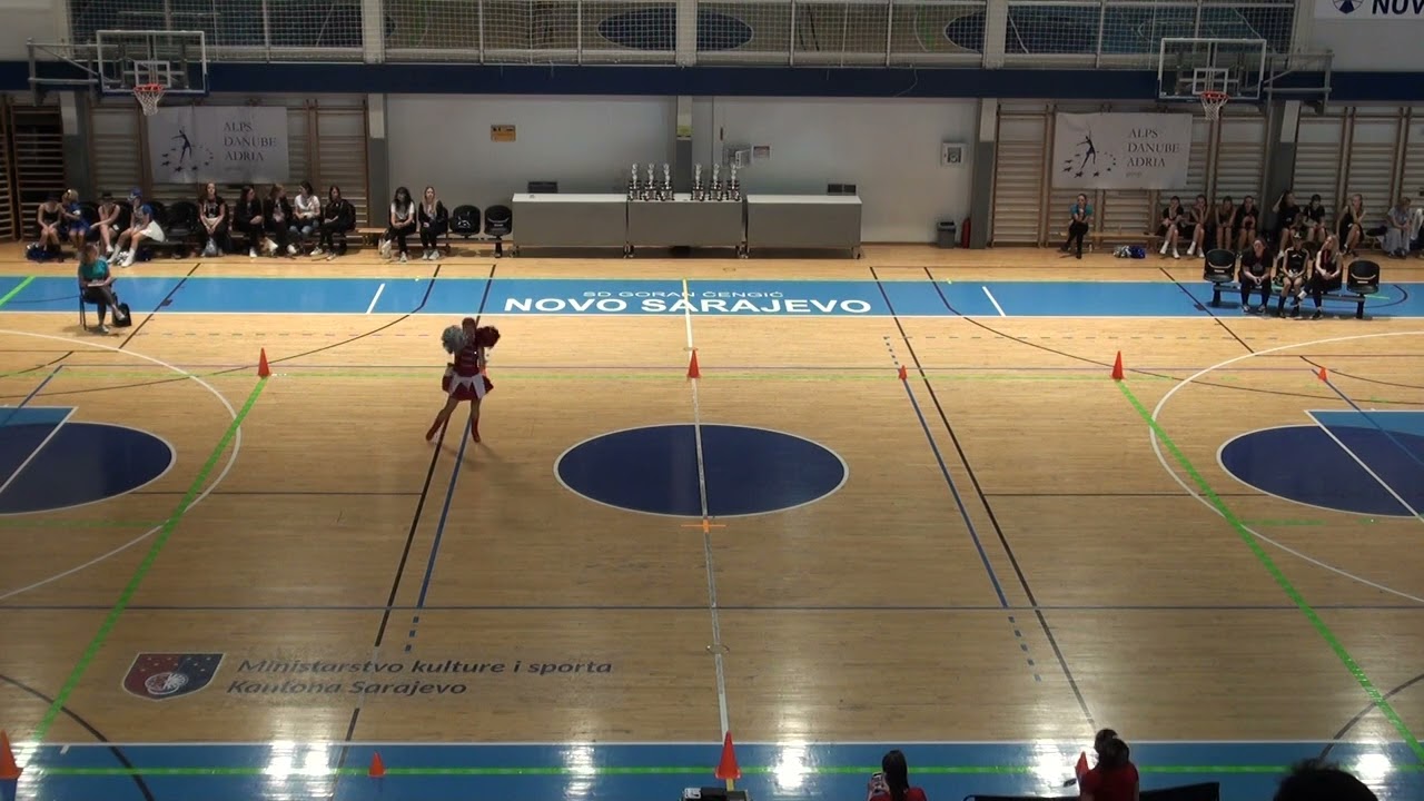 EP 2025 - Lara Hrovat, solo junior pompom | Novomeške mažorete