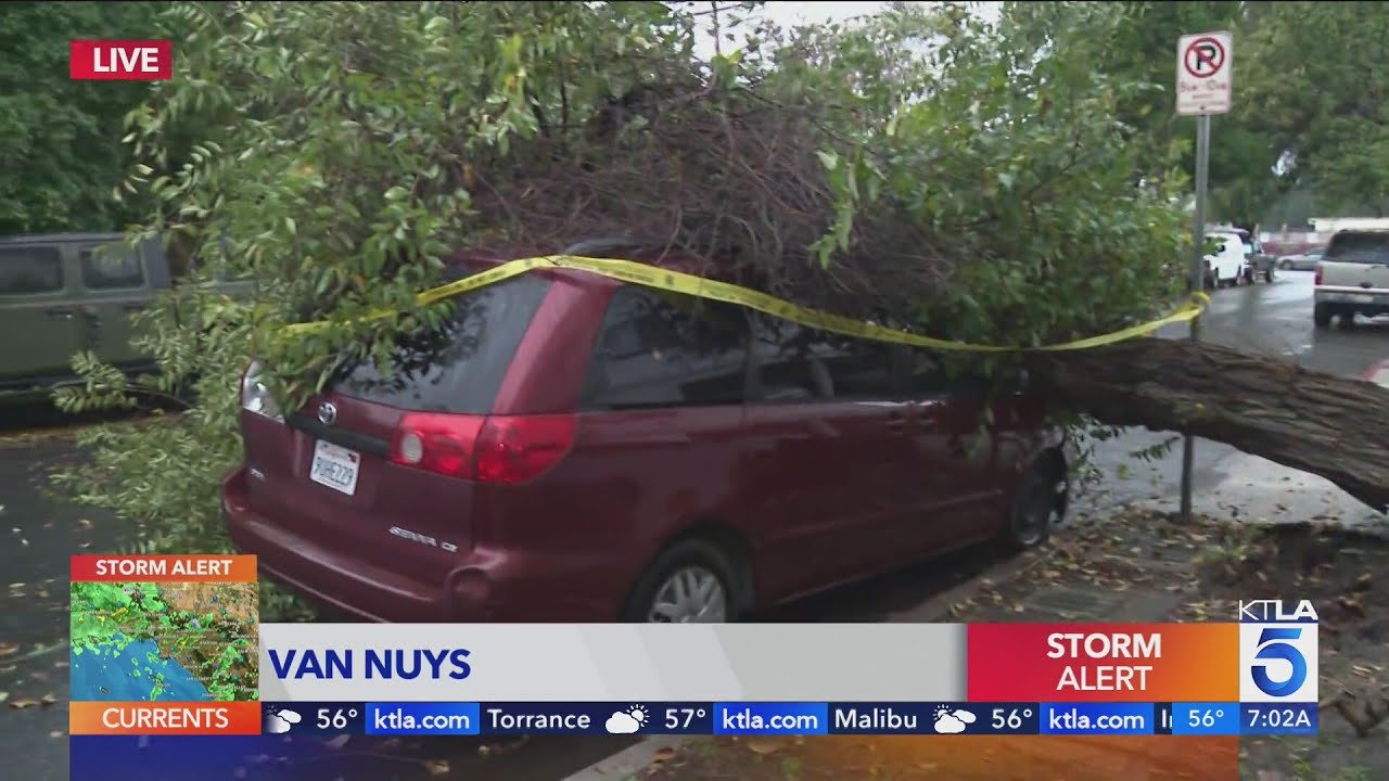 Heavy rain floods San Fernando Valley streets