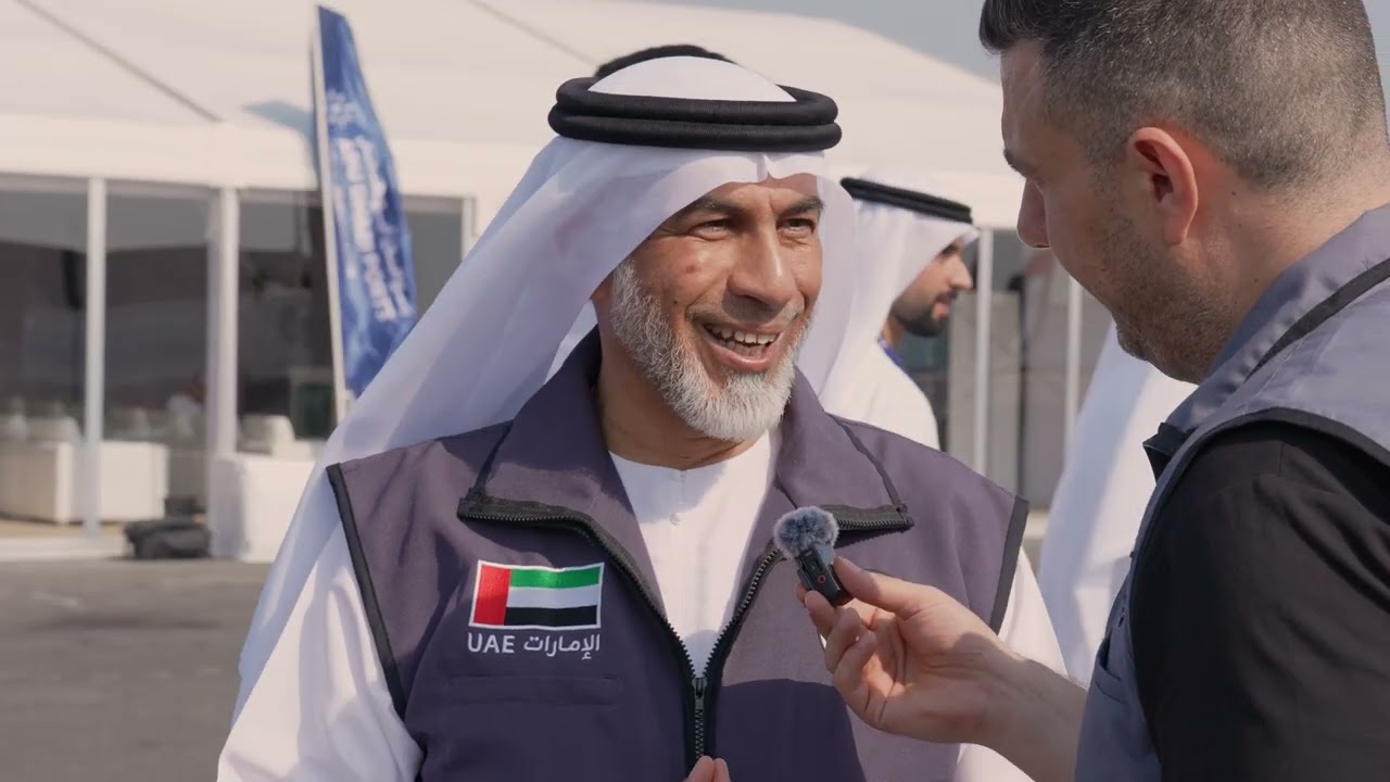 اكثر من 7200 طن من المساعدات #سفينة_الإمارات_الإنسانية_الـ10 🇦🇪#الفارس_الشهم3 #صدى_ميديا 
