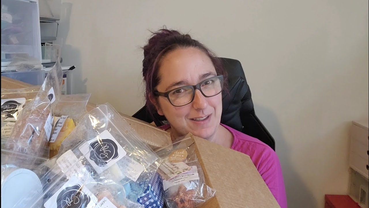 Unpacking the Forwarder Box 📦#4bill | Vendor Wax Hauls | February 2023