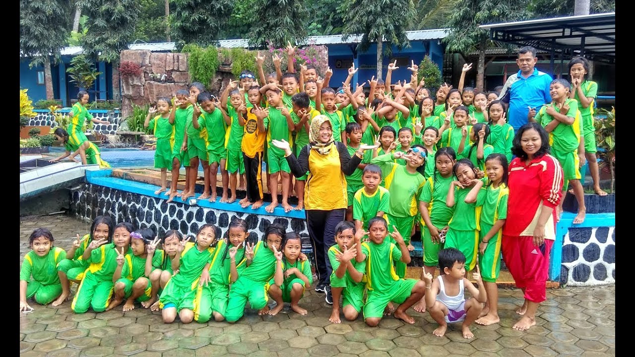 Renang Somagede Kelas IIIab (Menyenangkan itu gak harus mahal)