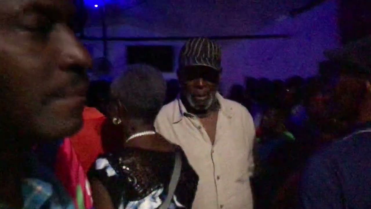 Q In The Community At The Amber Room Bar In St. George Barbados 🇧🇧 2