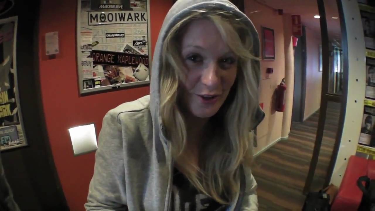 Only Seven Left videodagboek 21: Tour in Den Haag, Sweet 16 aan zee, 3FM met Miss Montreal
