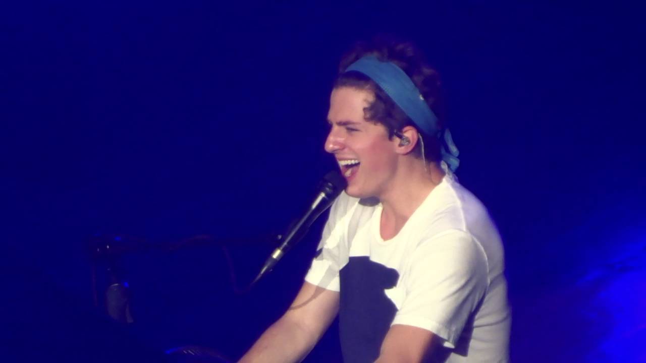 Charlie Puth - Suffer (Nine Track Mind Tour Manila)