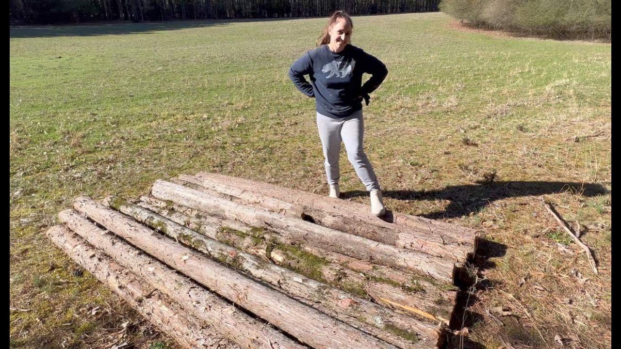 Vegetable Garden Fence Build on a Budget/Cutting Cedar Post