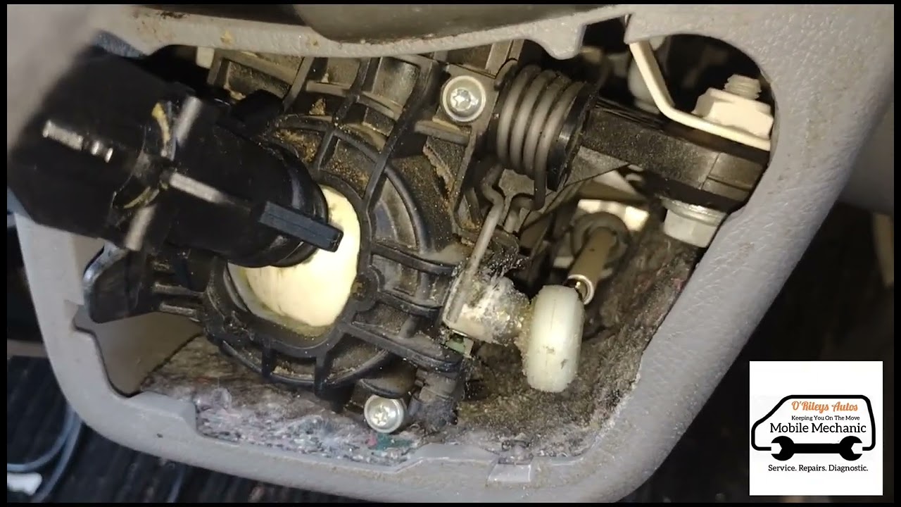 VW Crafter & Mercedes Sprinter Reverse Light Flashing On When Downshifting Gear Changing 2nd to 1st