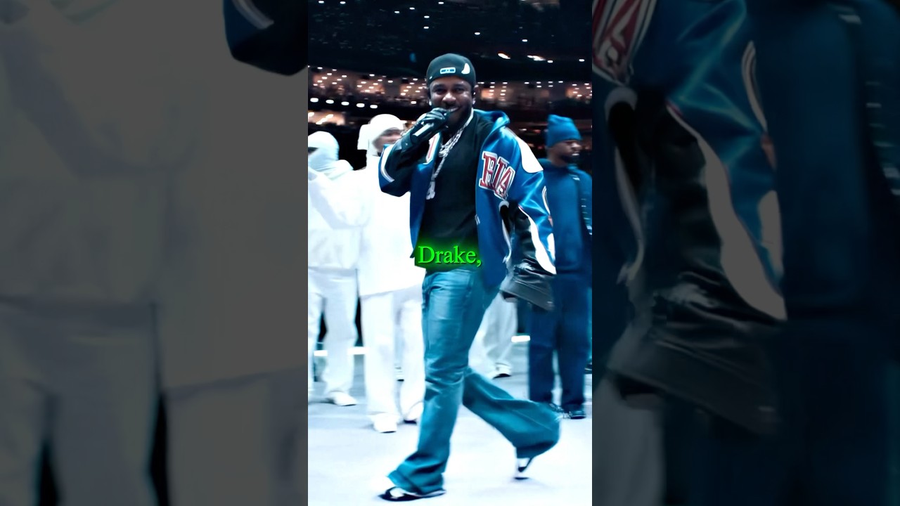 Kendrick performs Not Like Us at Super Bowl 😳🏈