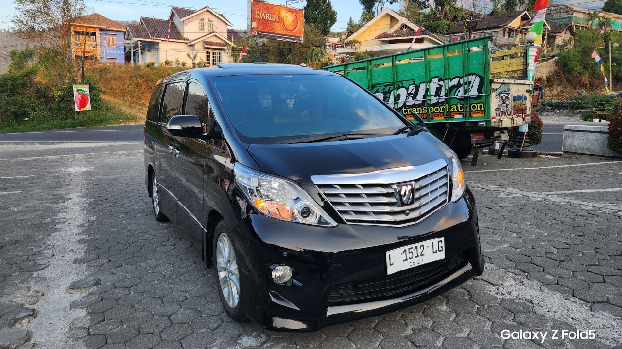 Alphard S CBU Premium Sound 2010 Kilometer 40 ribu, Istimewa
