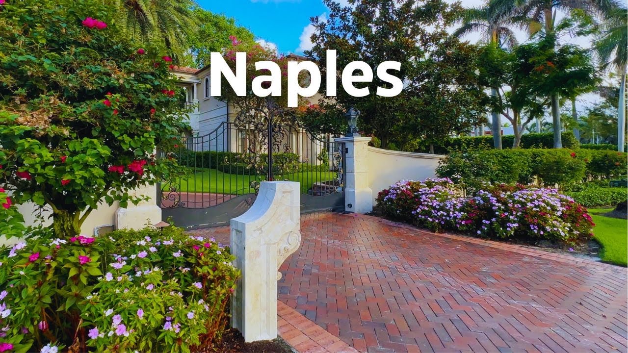 Walking Naples, Florida in the Morning