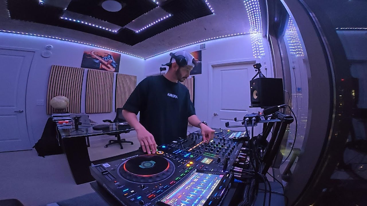Disco Funk House Live Set 1/18/2026 @ DJ Aurora Studio Dallas Texas USA