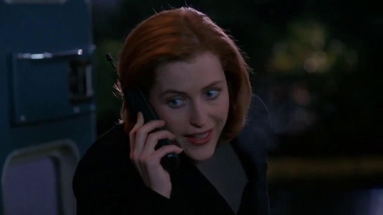 The X Files - Scully Fights Leonard Betts (4x12)