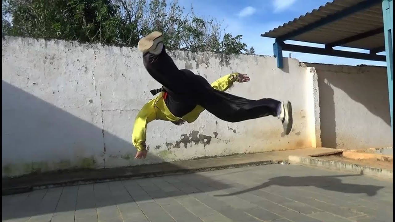 Como fazer o Chute da borboleta (B-kick)