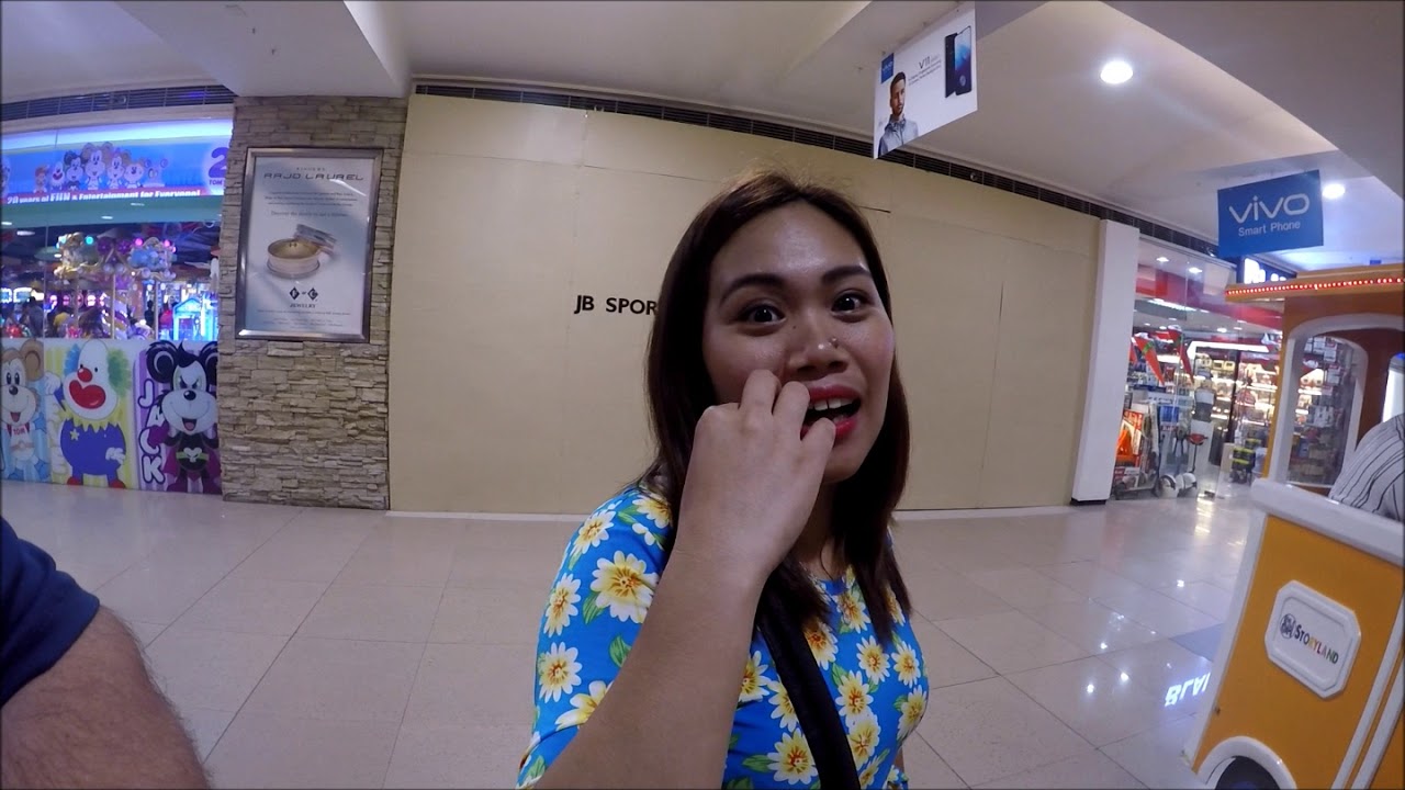 A Foreigner in the Philippines 2018 - MALL TRAIN ADVENTURE
