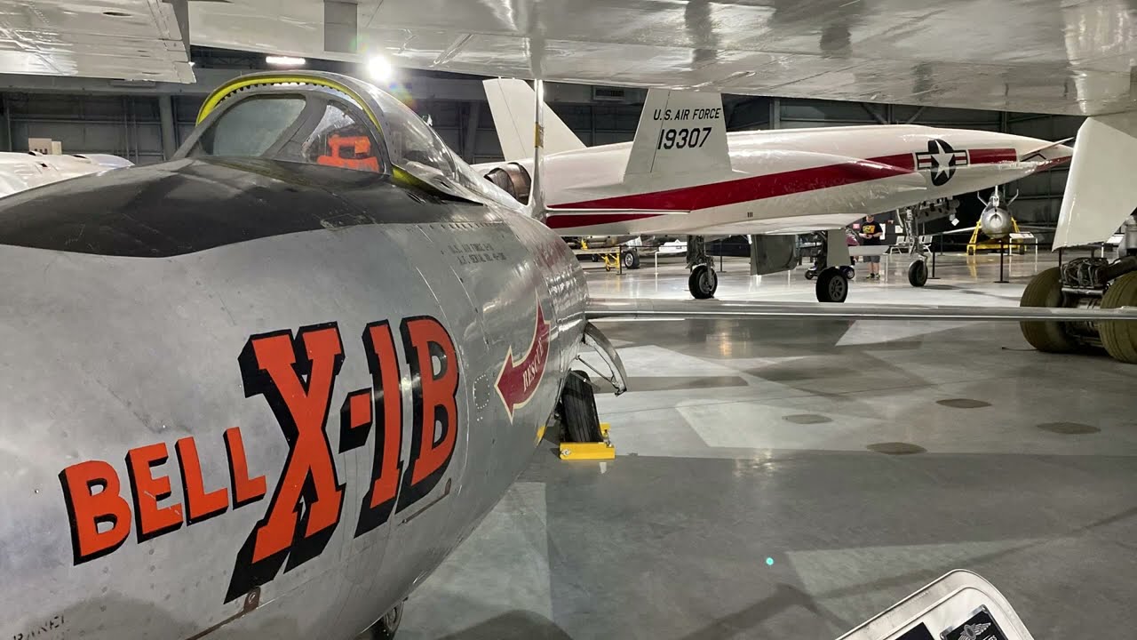 USAF MUSEUM SLIDESHOW 2K
