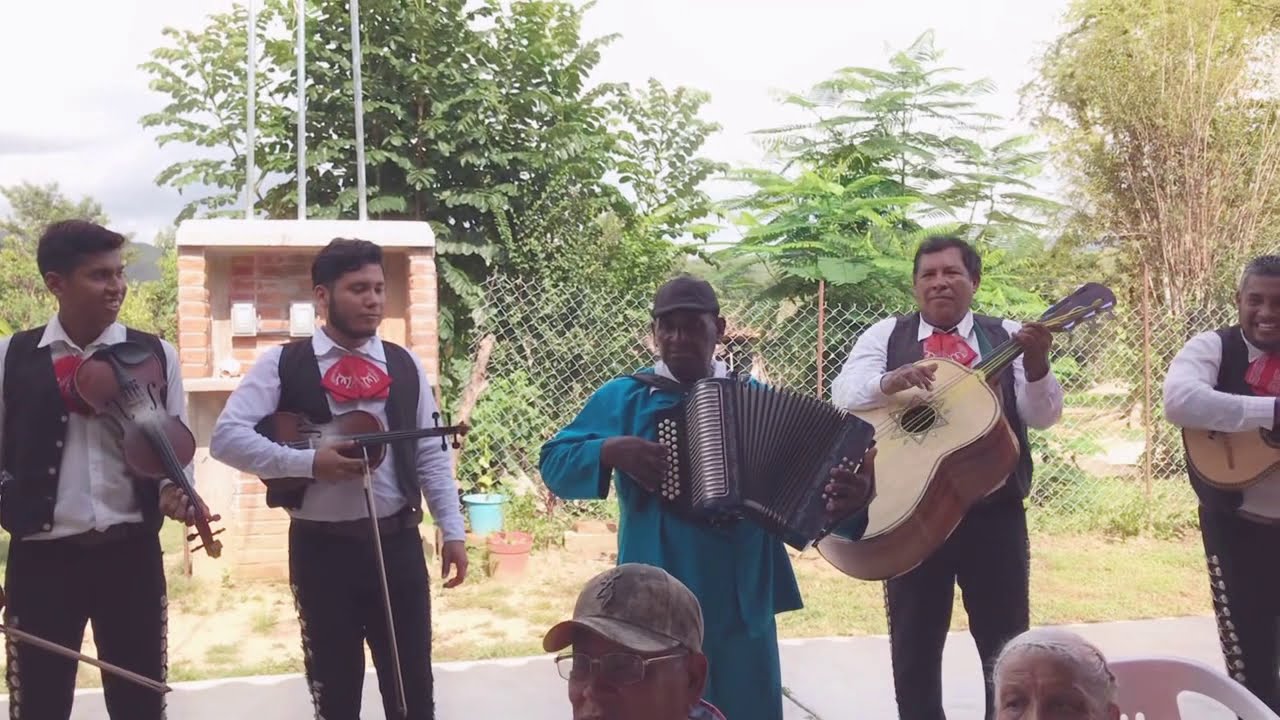 Ya me voy pa’ Carolina - Mariachi Los Gallardo ft. Esteban Bernal (Mar Azul)