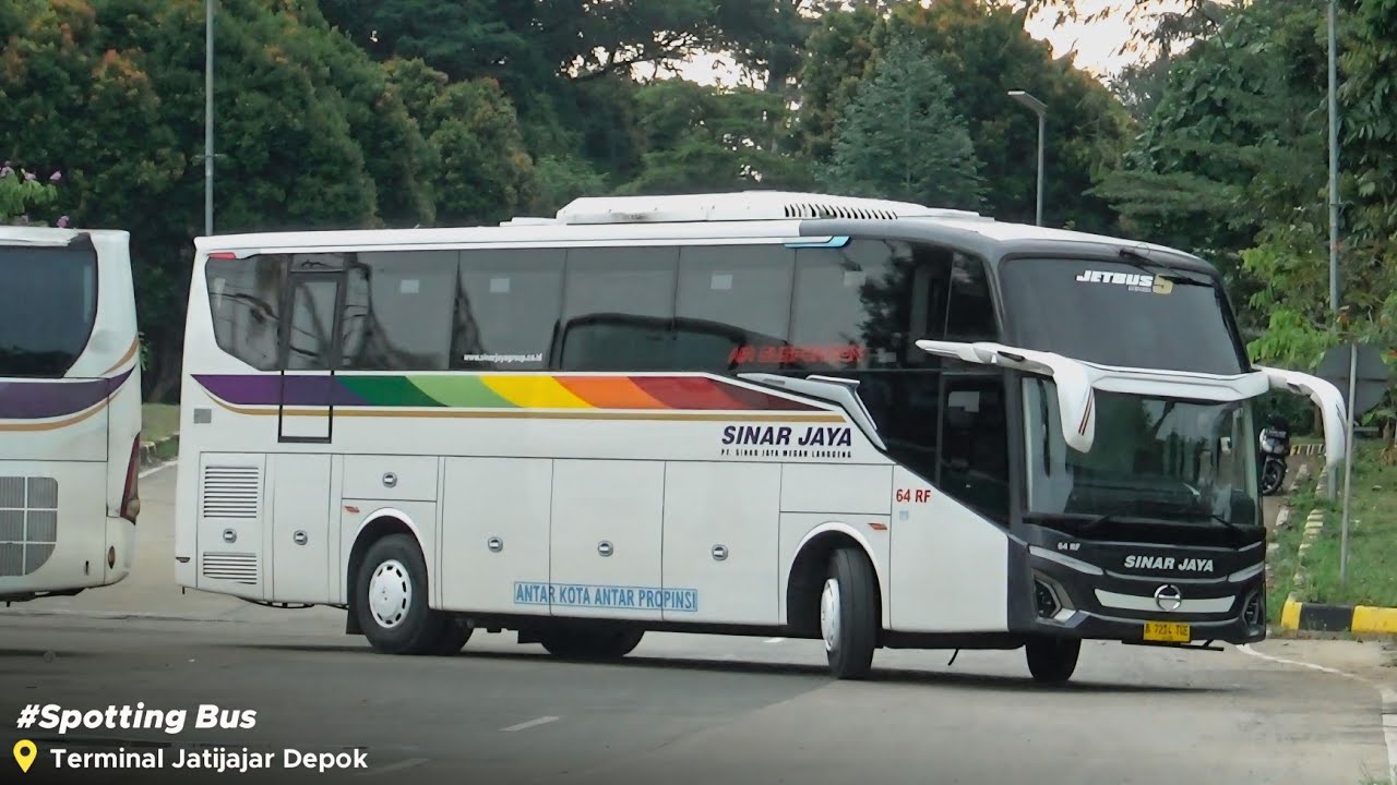Spotting Bus Akap Manuver Di Terminal Jatijajar Depok