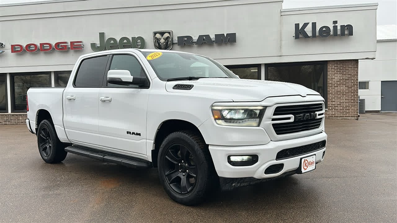 2023 Ram 1500 Sport Clintonville, Shawano, Waupaca, Green Bay, Appleton WI