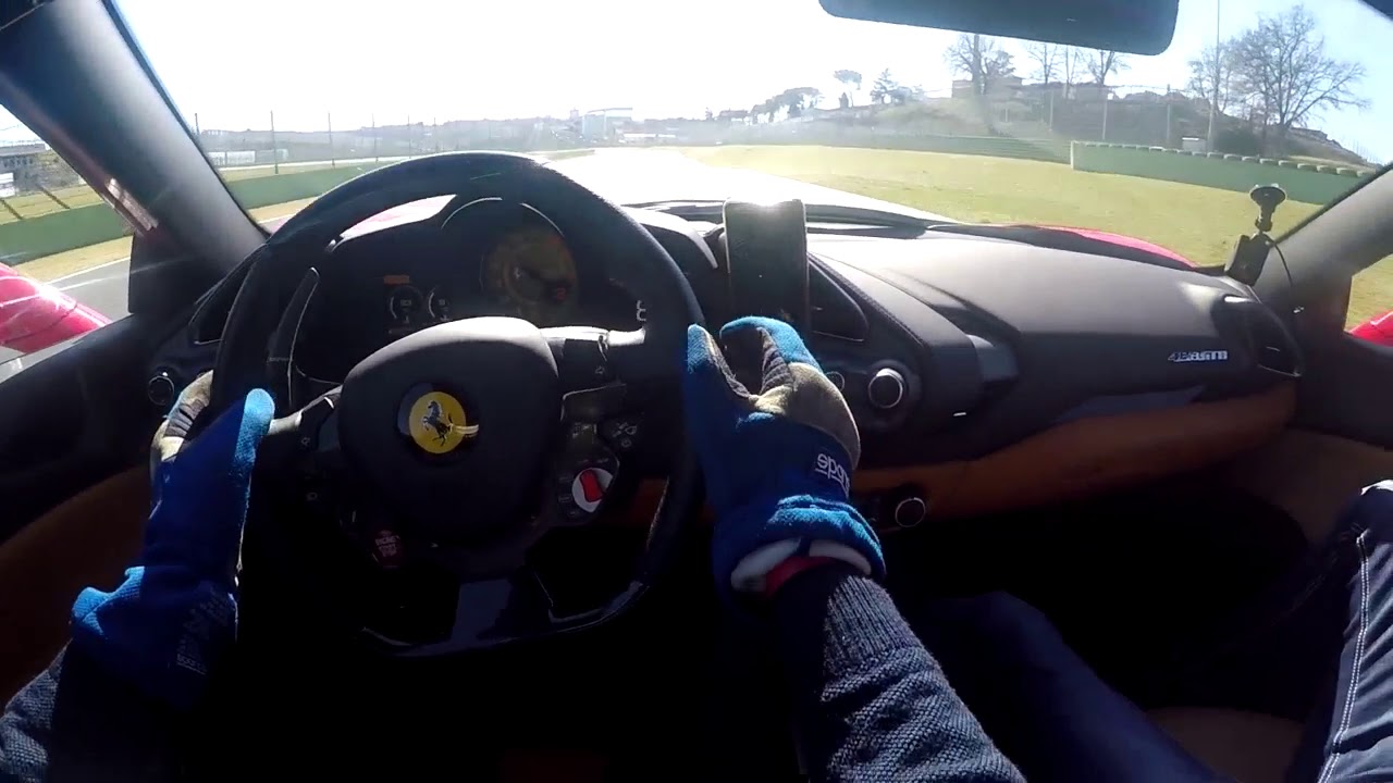 Ferrari 488 GTB 670cv Vallelunga a passeggio con Diego 24/02/2019  Subscribe