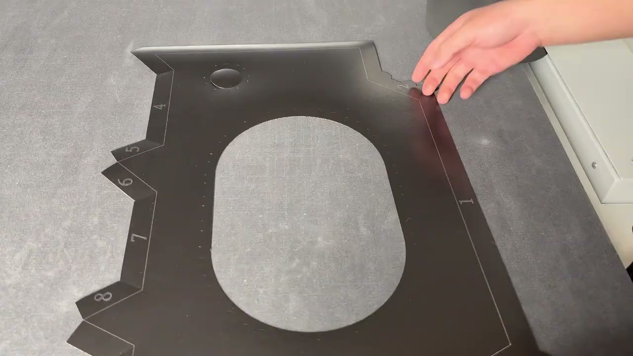 Ultrasonic clean Cutting & Precise Marking on Black Tarpaulin with TPS X9