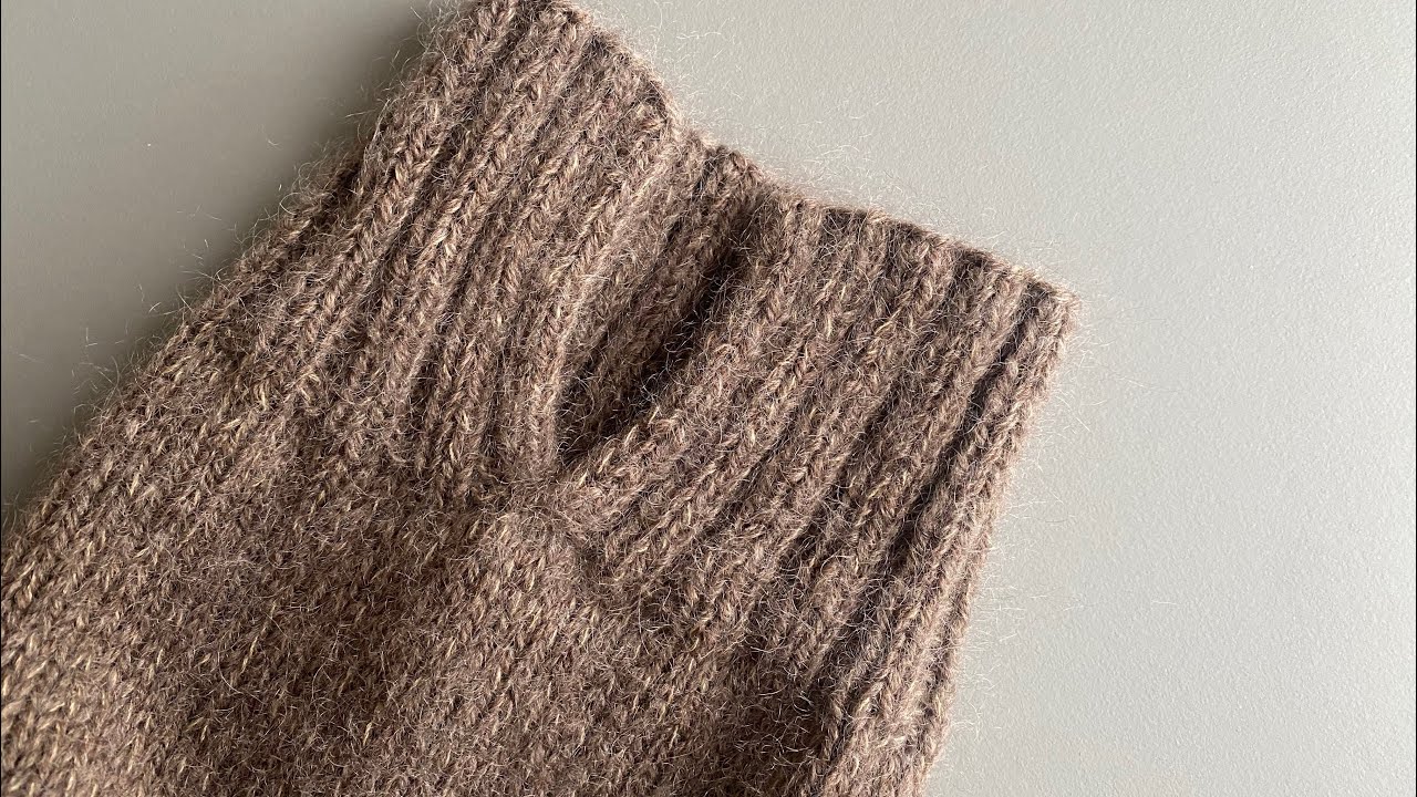 Bepeu Blouse - Rib med slids p&aring; venstre &aelig;rme