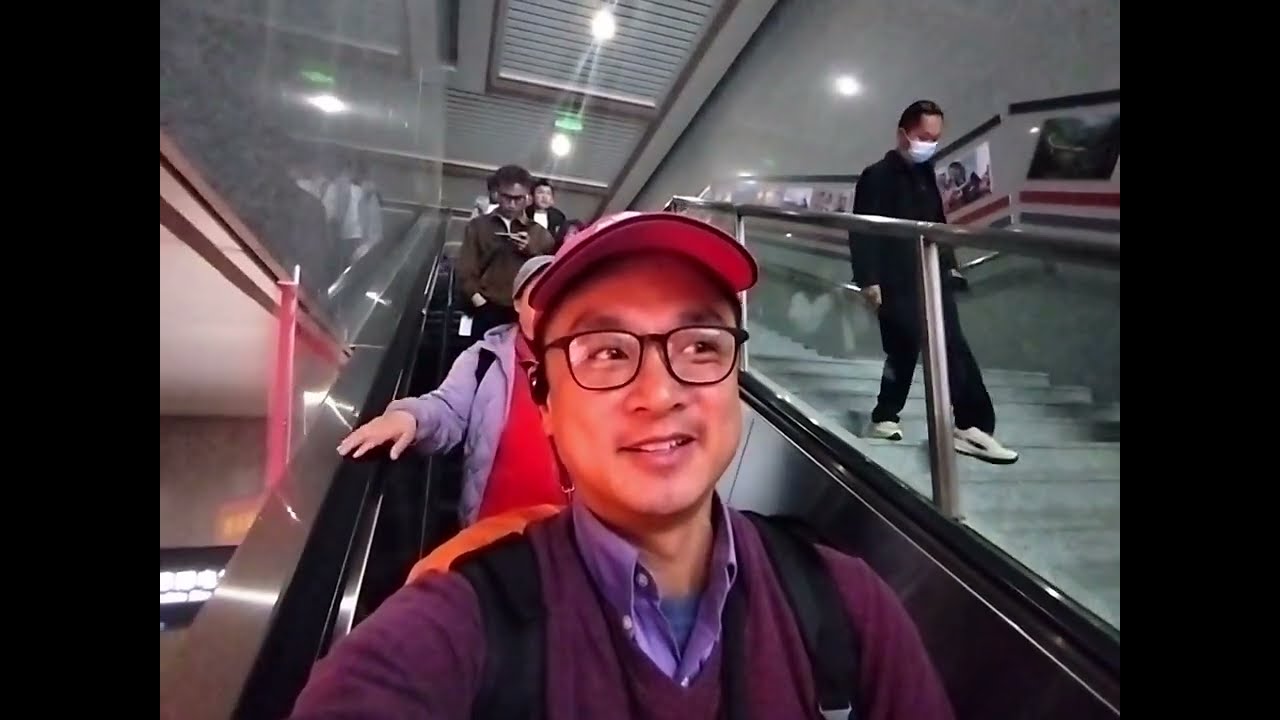 2/26.3. Life In China Alone. My Daily Life Routine At The Train Station Watching The World Go By