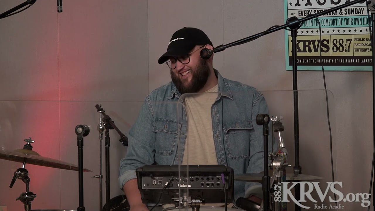 Gino V. - Medicine Ball Caravan Live Sessions - KRVS