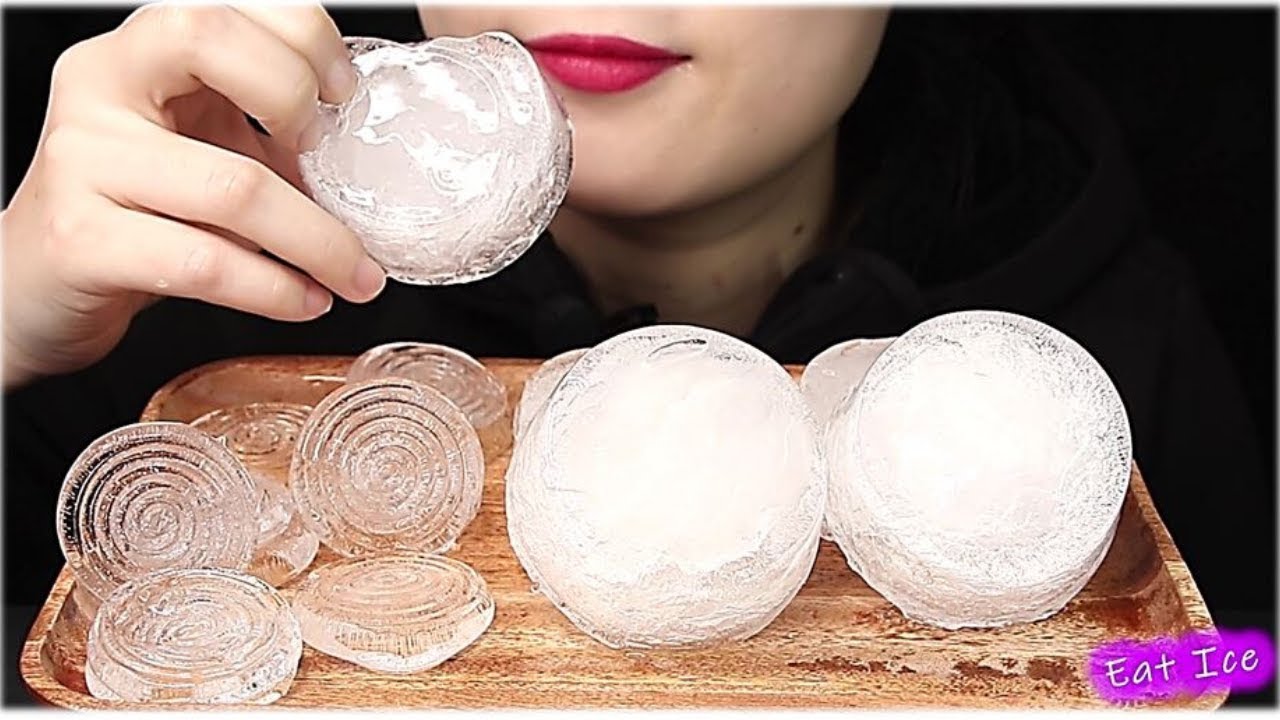 ASMR Eat Ice| Round Shape Shavedice | 氷を食べる音  Thánh Ăn Đá  얼음 리얼사운 Buz Yemek Satisfying
